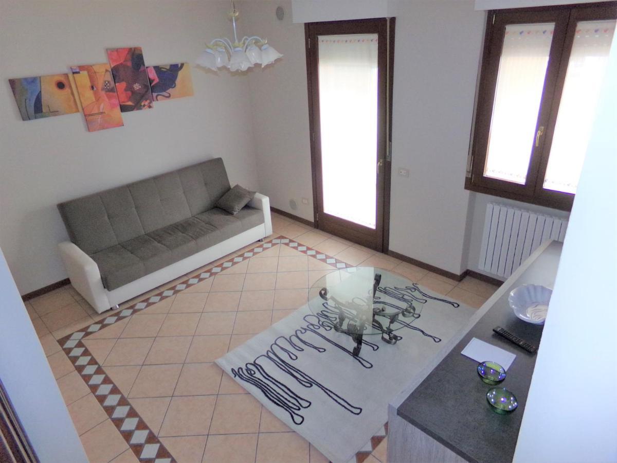 Le Rose Apartment
